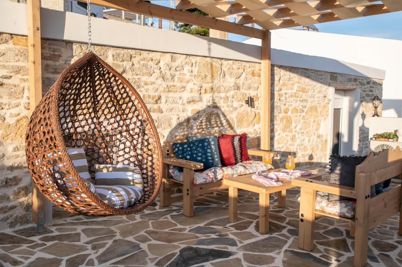 Holiday home Emmanouela